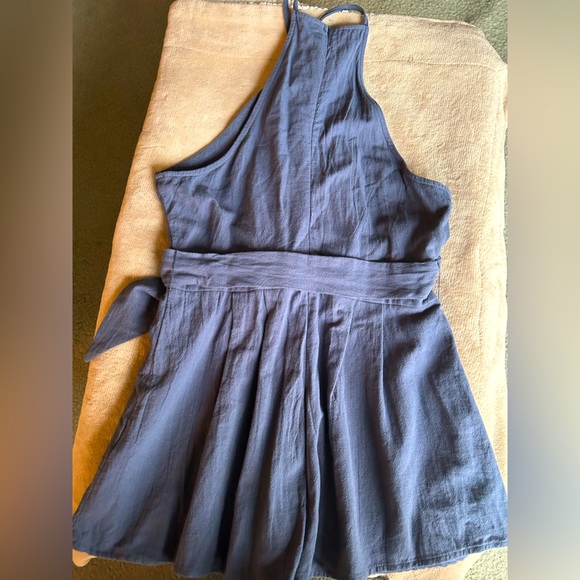 Listicle Short Halter Romper With Waist Tie in Blue Gray. Women’s Medium - Picture 6 of 8